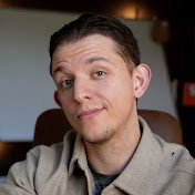 Riley Brown channel avatar